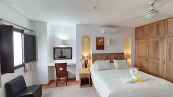 Andales on the Bay Suites