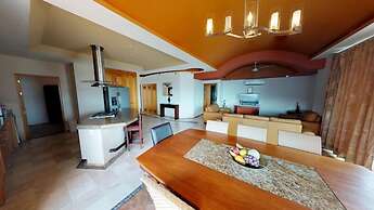 Andales on the Bay Suites