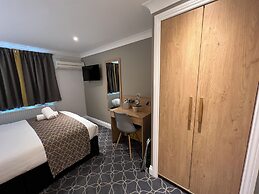 The Suites- St Pancras Hotel Group