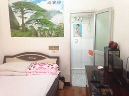Huayang Guesthouse
