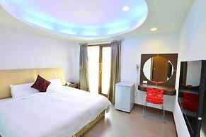 Kenting Coral Sea Resort Hotel