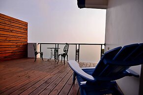 Kenting Coral Sea Resort Hotel