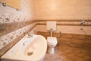 WOW STAYZ2 Pachmarhi Foothill Cottages