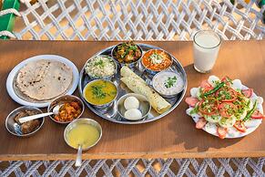 WOW STAYZ2 Pachmarhi Foothill Cottages