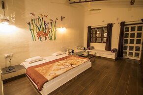 WOW STAYZ2 Pachmarhi Foothill Cottages
