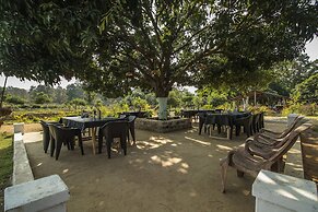 WOW STAYZ2 Pachmarhi Foothill Cottages