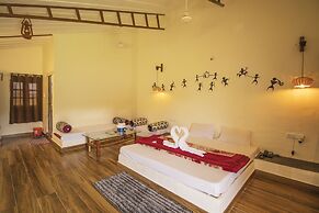 WOW STAYZ2 Pachmarhi Foothill Cottages