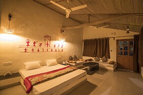 WOW STAYZ2 Pachmarhi Foothill Cottages