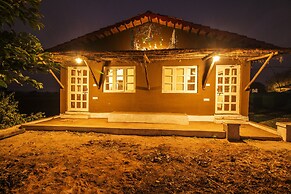 WOW STAYZ2 Pachmarhi Foothill Cottages