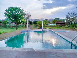 WOW STAYZ2 Pachmarhi Foothill Cottages