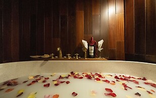 Zest Resort & Spa Hoi An