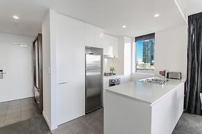 2 Bedroom Modern Apartment in Chatswood