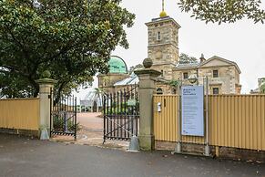 Waterview Terrace in Historic Rocks