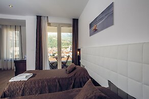 Sky View Luxury Apartments