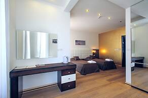 Sky View Luxury Apartments