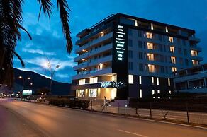 Sky View Luxury Apartments