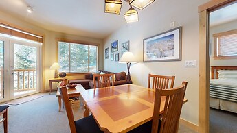 Sunstone #320 2 Bedroom Condo by RedAwning