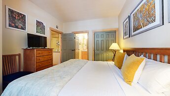 Sunstone #320 2 Bedroom Condo by RedAwning