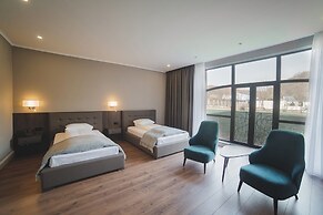 Hotel Irys by Derenivska Kupil