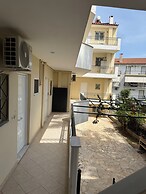 New Panorama Studios (ELECTRIC CAR CHARGING STATION)