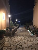 L'Eremo Luxury Apartments