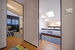 Lakovich Sea View Apartments