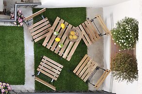 V1935 Luxurious Apartments