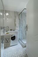 V1935 Luxurious Apartments