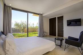 Villa Amara Oliver Palm Resort