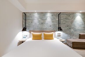 Lemon Tree Premier Mumbai Intl. Airport