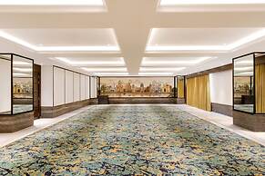 Lemon Tree Premier Mumbai Intl. Airport