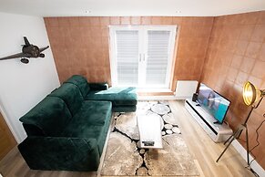 Rowan Tree Your Apartment