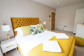 Rowan Tree Your Apartment