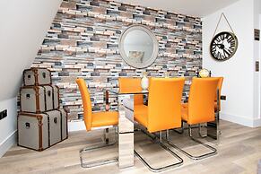 Rowan Tree Your Apartment