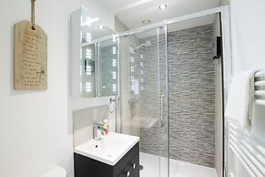 Rowan Tree Your Apartment