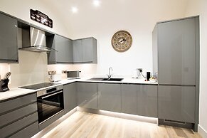 Rowan Tree Your Apartment