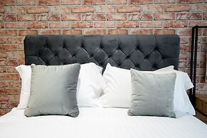 Rowan Tree Your Apartment