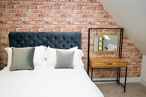 Rowan Tree Your Apartment