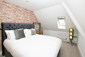 Rowan Tree Your Apartment