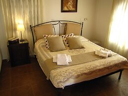 Webooking Theodora Villa