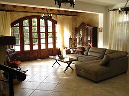 Webooking Theodora Villa