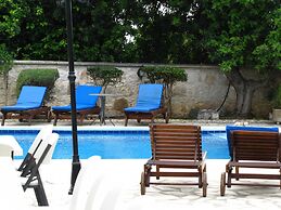 Webooking Theodora Villa