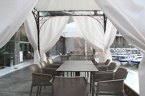 Smartline Meridian Hotel