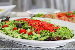 Smartline Meridian Hotel