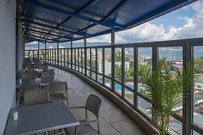 Smartline Meridian Hotel