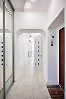 Flatsis Apartment Bazhanova 12
