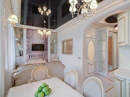 Flatsis Apartment Kuznechnaya 32