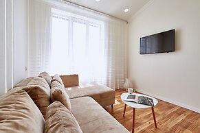 Flatsis Apartment Dudinskaya 1A