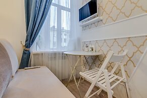 Sokroma Fontanniy Dom Aparts