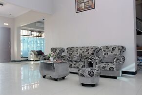 OYO 783 Grand Mentari Guest House